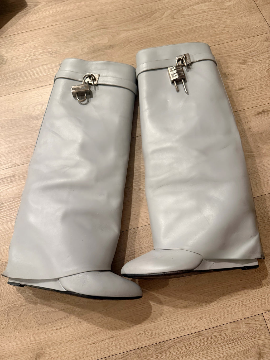 Grey shark boots