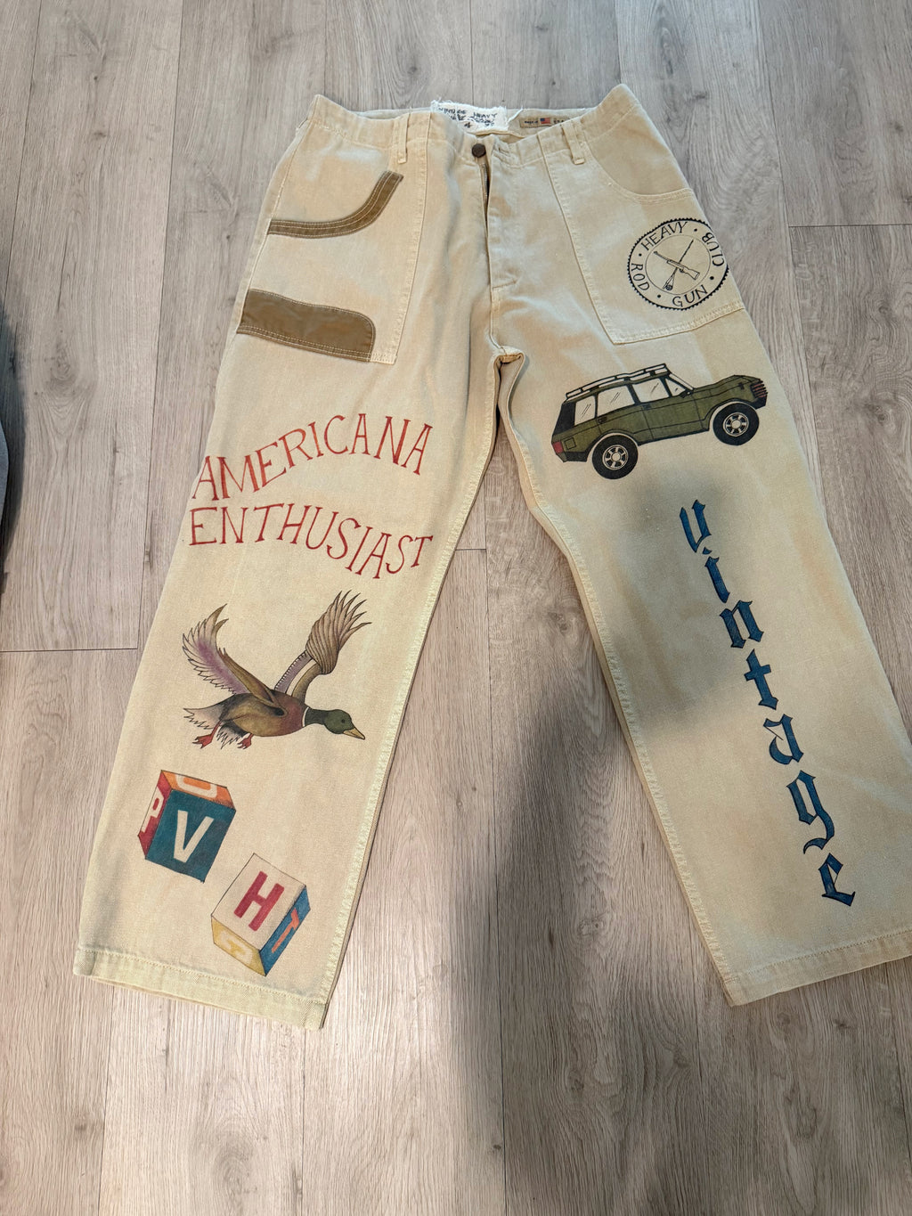 VINTAGE HEARTLY JEANS